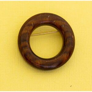 Vintage Open Circle Wood Brooch i28